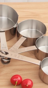 ถ้วยตวง เซ็ท ช้อนตวง 4 ชิ้น สแตนเลส ไม่เป็นสนิม
