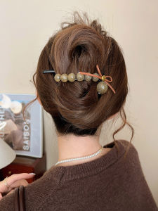 กิ๊บติดผมรูปผีเสื้อทรงหัวเข็มขัดแบบผูกโบว์สำหรับผู้หญิง แฟชั่น หางหน้า เครื่องประดับผมสไตล์เกาหลี ช่วงฤดูใบไม้ร่วงปี 2025