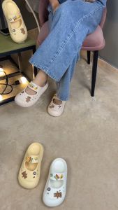 Dép cross sục nữ kèm Jibbitz Toy Story Mayto kiểu dép đúc xốp EVA dạng sục đế cao 35cm dễ thương CS-23