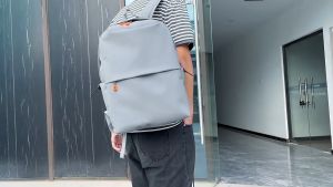 Backpack 15.6-inch Laptop Bag Minimalist Student School Bag With Earphone Port Travel Backpack 45x18x32CM