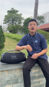 Loa Bluetooth Karaoke bombox3 B21 kèm 2 mic không dây âm chất lượng công nghệ âm thanh IPX7 độc đáo