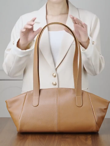 TAS BAHU WANITA ASLI KULIT SAPI/TOTE BAG ASLI KULIT SAPI JENIS FULL UP