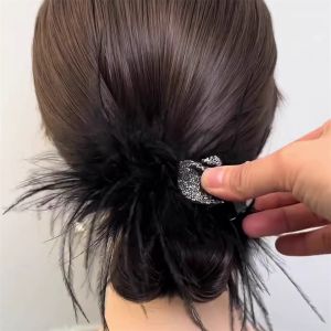 rosci | Elegant Stylish Feather Diamond Swan Clip