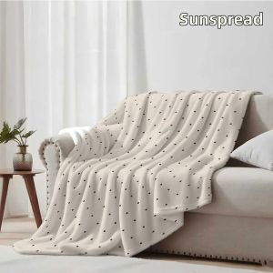 Beast Kingdom | Màu Be Nâu Chấm Bi Chăn Flannel Nhẹ Mềm Mại Ấm Áp Lông Cừu San Hô Giáng Sinh Halloween Trang Trí Nhà Phong Cách Hiện Đại In Hình