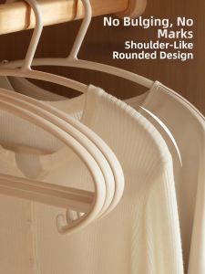 Seamless Anti-Wrinkle Slip-Resistant Wide Shoulder Hangers
