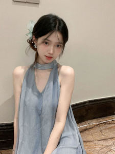 Chic Minimalist V-Neck Strap Dress Gentle Style Summer Trend Loose Waist Mesh Splice A-Line Fairy Skirt for Women 18-29