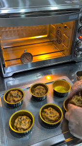10pcs Aluminum Foil Baking Pan with Lid Disposable Baking Tray Food Container Oven Safe