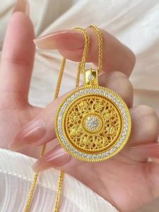 Gold Simulated Sand Gold Pendant Hollow out Necklace for Women Compass Design Luxury Skeleton Chain Diamond Embedded