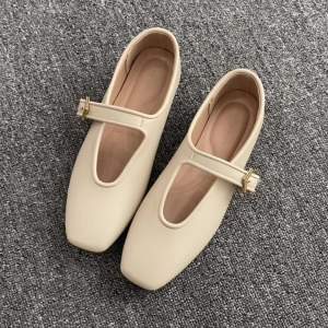 Blow Giu Mary Jane Flats Shoes Wanita MINNIK 0006