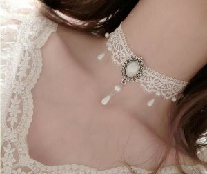 สีขาว ลูกไม้ สร้อยคอสั้น สไตล์โบฮีเมียน เครื่องประดับแฟชั่นสตรีทสำหรับผู้หญิง สินค้าใหม่ สร้อยคอหลายชั้นพร้อมจี้ ลูกปัดกลม