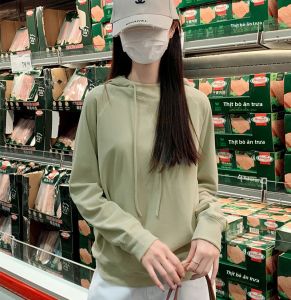 Áo nỉ nữ MiiOW vải lông cừu trùm đầu rộng rãi dáng cardigan