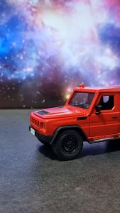 Diecast Miniatur Mainan Mobil Jeep Militer Klasik BJ80J Besi Metal LED Buka Pintu