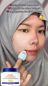 Sumifun Beauty  Krim Perawatan Wajah Penghilang Flek Hitam & Bintik Penuaan dengan Vitamin E untuk Mencerahkan Kulit 300g
