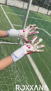 ROXXANA Latex Soccer Goalkeeper Gloves Professional Anti-Slip Protective Men Women Youth Kids Match Training Football Equipment