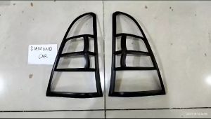 Garnish Lampu Hitam Doff untuk Lampu Belakang Grand Innova 2012-2015