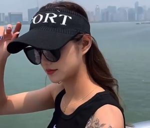 Topi pasangan US Summer Hat Female Korean Baseball Cap Sports Male cap sun cap sports cap Topi visor
