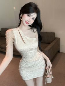 GUZILIAN | Váy hở vai gợi cảm hở lưng bó sát kiểu Pháp cho nữ váy midi cổ chữ A mùa hè 2025 váy công sở phong cách Hàn Quốc