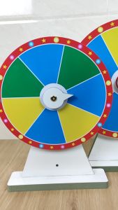 Vòng quay may mắn 7 ô trúng thưởng bằng gỗ MDF chắc chắn sử dụng trong sự kiện trò chơi event giải trí xổ số