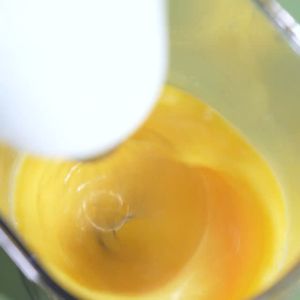 เครื่องปั่นมือ เครื่องปั่นแบบมือถือ Hand Blender สำหรับการเสริมอาหาร บดเนื้อ ตีไข่ ตีครีม ทั้งสิ้นใกล้ภาพหน้า ราคาเหมาะสม