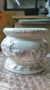 LƯ HƯƠNG BẠCH NGỌC SỨ TRẮNG HOA SEN NỔI