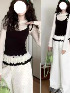 Korean Style Girls Lace Hem Fake Two-Piece T-Shirt Womens Slimming Inner Wear Top Design Sensation Autumn Winter Fashion