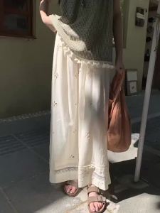 Quần Dài Chân Rộng Họa Tiết Thổ Cẩm Ren Trắng
