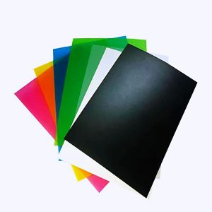 แผ่นพลาสติกฝ้าสองด้านทำจากพลาสติก Pp แผ่นแข็งพีวีซีแบบแผ่นพลาสติกใสส่งเร็วโดยตรงจากโรงงาน