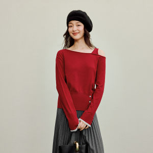 INMAN | Quần Áo Knitwear Quai Ngang Không Đều Màu Đỏ Giá Rẻ