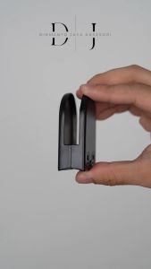 Jepit Kaca Oval Hitam Untuk Tiang Bulat Tanpa Bor Stainless Steel 304 (Glass Clip)(Glass Clamp)(Braket Kaca)