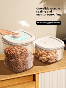 VOA | Moisture-Resistant Vacuum Pet Food Storage Container
