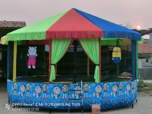 kain atap trampoline bulat