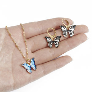 4pcs Butterfly Pendants Colorful Enamel Butterfly Charm Small Animal Findings for DIY Bracelet Necklace Earrings Jewelery Making Accessories