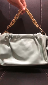 TAS IMPOR PREMIUM KAZANA Slingbag Wanita Import Bahan Premium - RANTAI GOLD