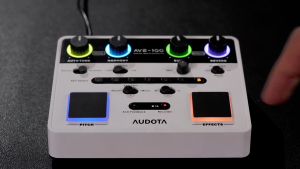 Audota AVE-100 เอฟเฟคร้อง Vocal Multi Effect  3-in-1 Smart Vocal Muting OTG Vocal Muting Music Loop AVE-100 Acoustic Singer
