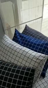 ADHIVA.ID - SARUNG BANTAL SARUNG GULING KOTAK-KOTAK MINIMALIS UK 48x68 SARBAN AESTHETIC SPREI MOTIF