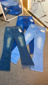 Highwaist Cutbray Retro Jeans (27-34) - Highwaist Cutbray Jeans Retro Wisker