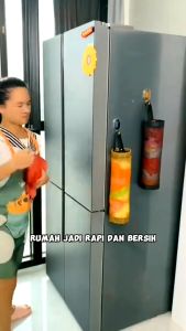 Dispenser Gantung DG1 Kantong Plastik Sampah Tempel Dinding / Tempat Penyimpanan / Tas Gantungan