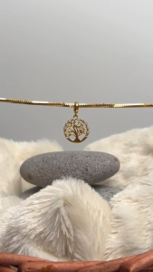 TOMEI Chomel Collection Life Tree Charm Yellow Gold 916/22K