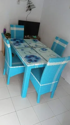 SET MEJA MAKAN K4