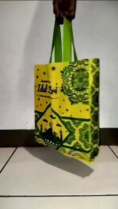 Tas Kain Spunbond Goodie Bag Lebaran Idul Fitri Uk 25x35x10 cm Muat 8 kg Totebag Hampers Parcel