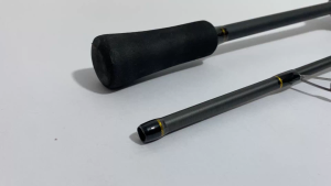 คันตกหมึก 🦑 กราไฟท์ Eighty84Four MINAMOTO 8.6 ฟุต 2 ท่อน