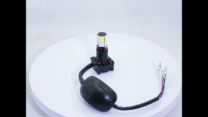 Universal 12V 80W LED Motorcycle Headlight Bulb with Adjustable Focus and 360° Illumination for HONDA/YAMAHA/VESPA