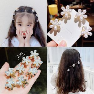 Cute Hair Clips for Kids Small Pearl Flower Hair Clip Woman Bang Grab Clip Mini Hair Claw Clip Girl Small Size Hair Pin Children Hairpin Hair Accessories for Kid