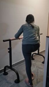 LIULIU MEI Ballet Barre, ความยาว 1.5 เมตร (3 วันสัญญาณ), เหล็กบัลเล่ต์เต้นรำแบร์บาร์ยิมออกกำลังกายที่บ้านอิสระปรับความสูงได้