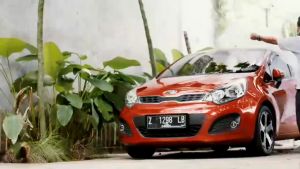 Autonation Garage - Cover Mobil Toyota Agya Transparancy