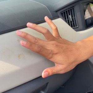 Pembersih Interior Mobil Ompro Interior Cleaner 250ml