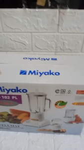 Blender Plastik Miyako BL 102PL