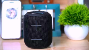 Awei Y526 100% Original Portable Hifi Bluetooth 5.0 Wireless RGB Speaker output 6W Waterproof TWS Outdoor Loudspeaker