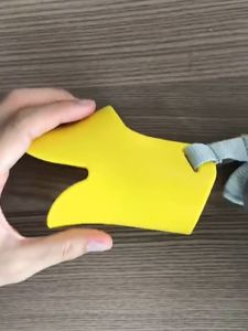 ที่ครอบปากสุนัข ซิลิโคนปากเป็ด ทรงปากเป็ด นุ่มสบาย กันเลีย กันเห่า กันกัด ครอบปากสุนัข วัสดุซิลิโคน มี 3 ขนาด