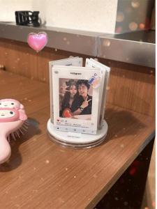 Acrylic Photo Frame Celebrity Decoration Modern Simplicity Rectangle Shape Picture Hanging Display Stand Love Idol Keychain